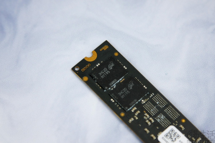 英睿达T710 PCIe5.0 SSD评测：